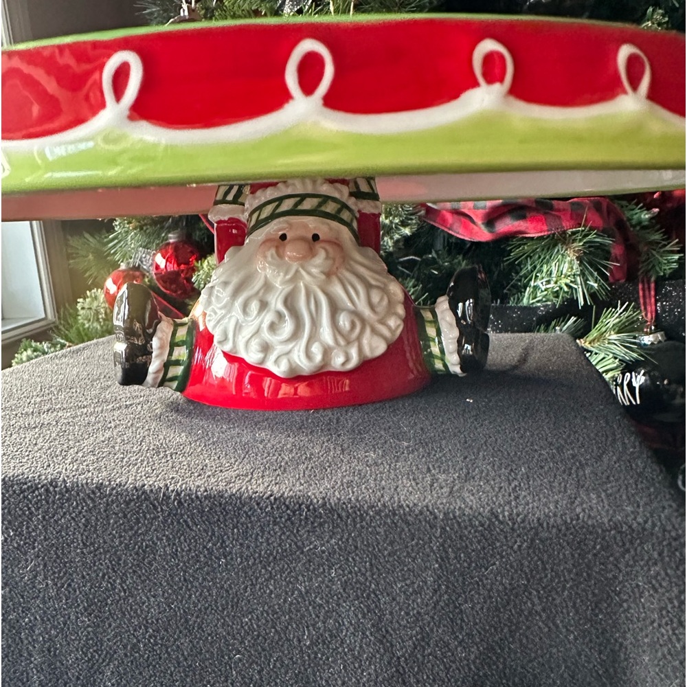SANTA /Cake stand that doubles as a veggie and dip tray adorable whimsical fun